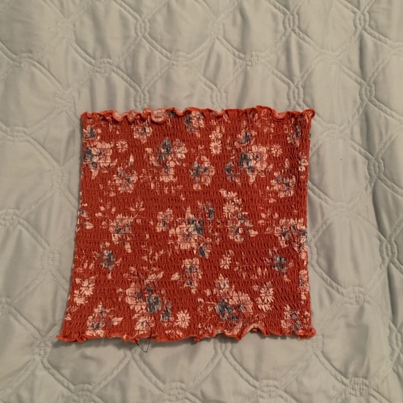 Tube top from Ardenes. - Picture 1 of 2